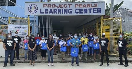 Bringing healthy food packs for more than a thousand